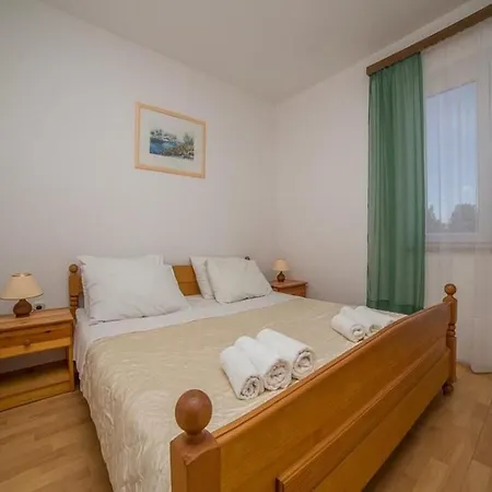 Apartment Anamarija - One Bedroom With Balcony - 3 *