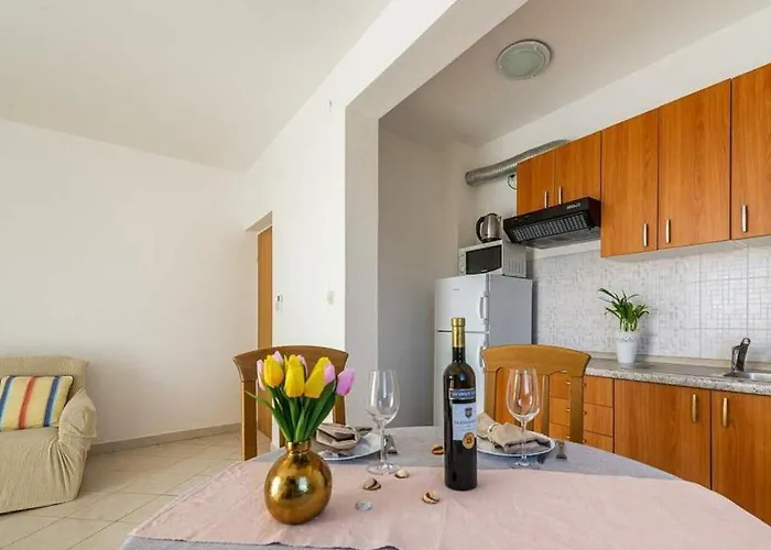 Anamarija - One Bedroom With Balcony - 3 Apartment