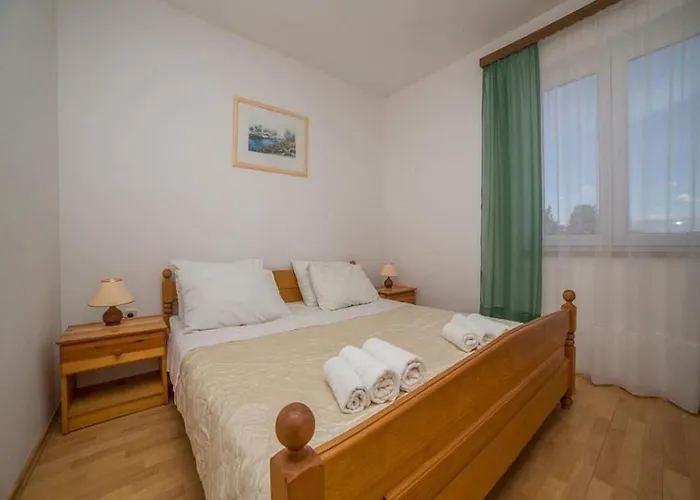아파트 Anamarija - One Bedroom With Balcony - 3 *