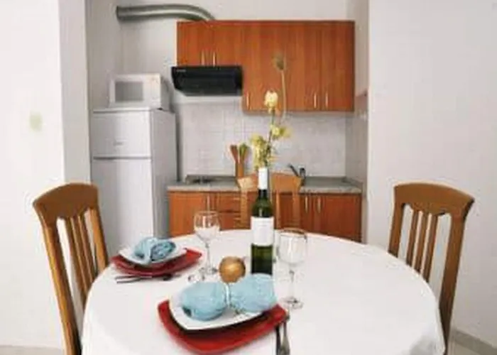 Anamarija - One Bedroom With Balcony - 3 * 프리블라카
